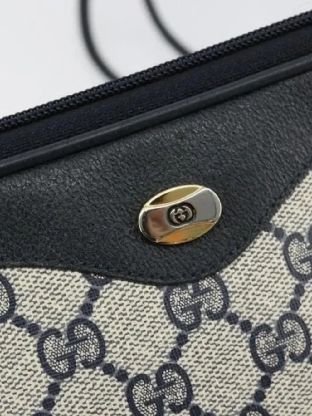 GUCCI GG Supreme Shoulder Bag PVC Navy Gold 97 02 068 Auth 181211
